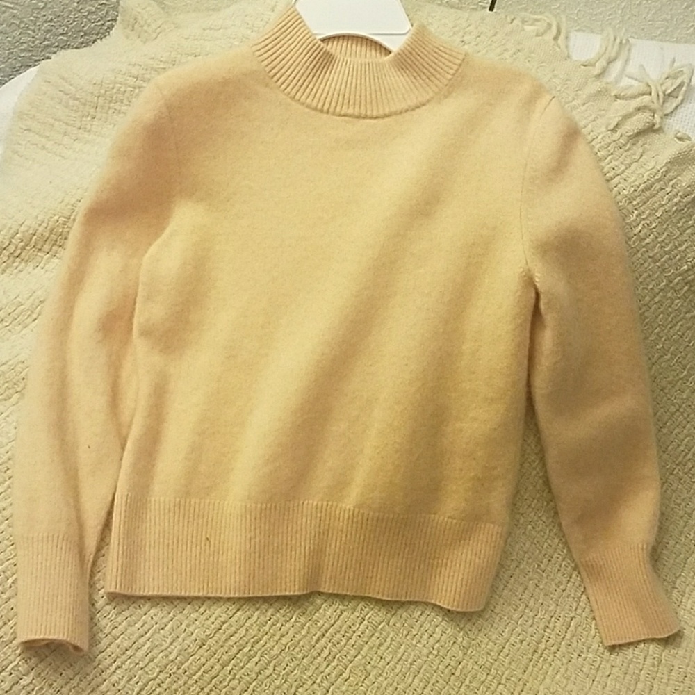 100% Cashmere Sweater